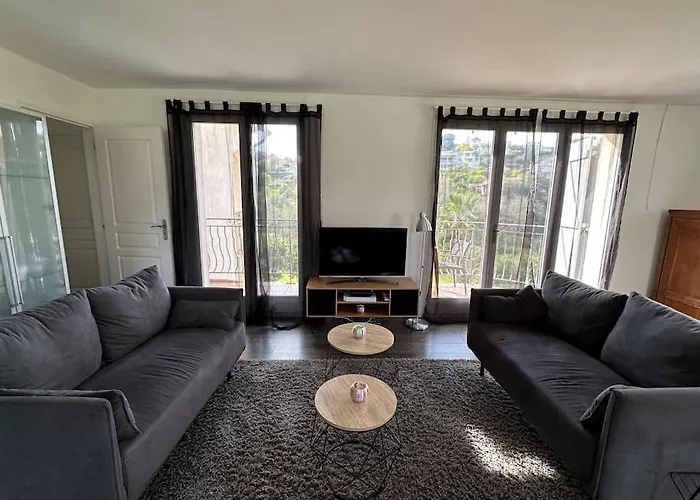 Appartement Constance 3 - Spacieux En Dernier étage *